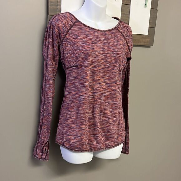 Lululemon Athletica Heather Purple Scoop Neck Long Sleeve Thumb Hole Top- Sz 10 - Picture 3 of 15